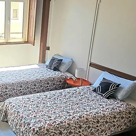 Casa 2 Quarto em Acomodações Particulares Figueira da Foz