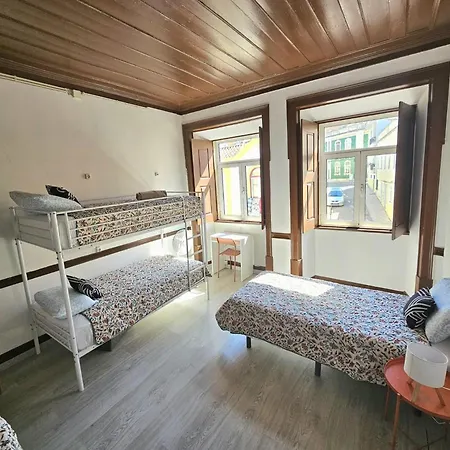 Casa 2 Quarto em Acomodações Particulares Figueira da Foz