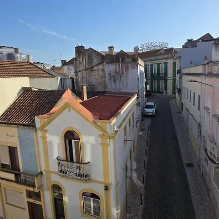 Casa 2 Quarto em Acomodações Particulares Figueira da Foz