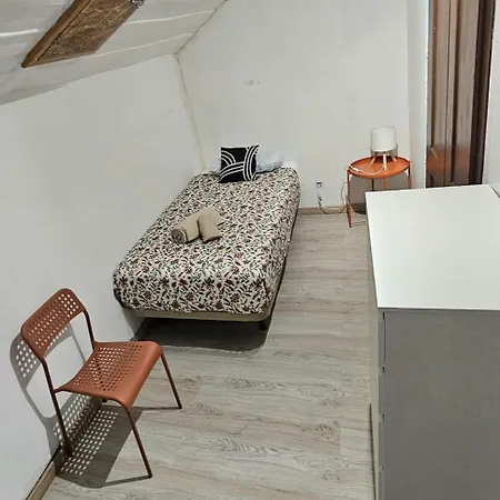 Quarto em Acomodações Particulares Casa 2